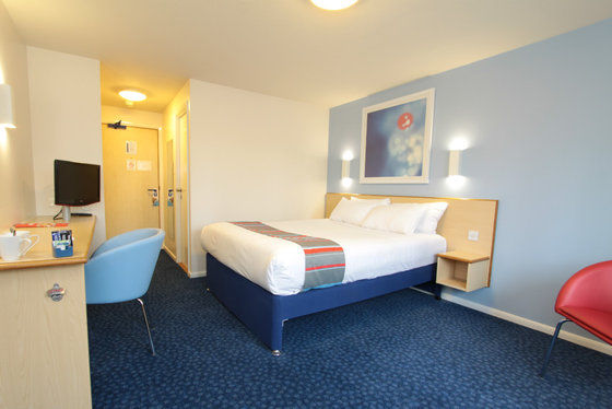 Travelodge Milton Keynes Old Stratford Δωμάτιο φωτογραφία
